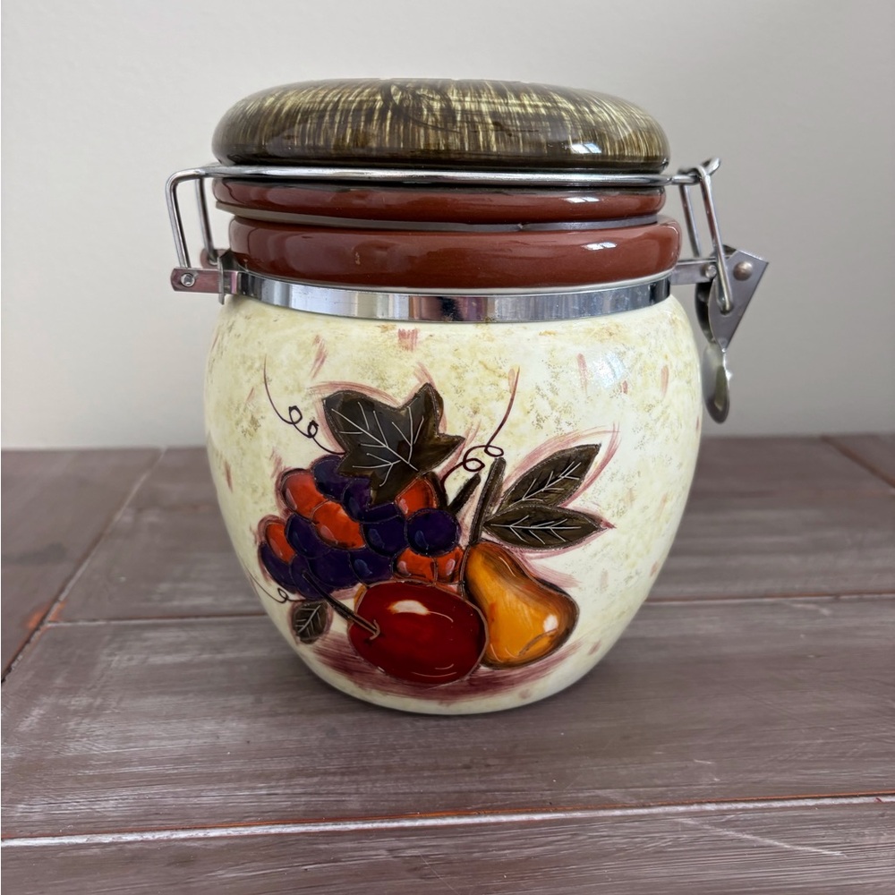 Ceramic Fruit Canister with Airtight Lid